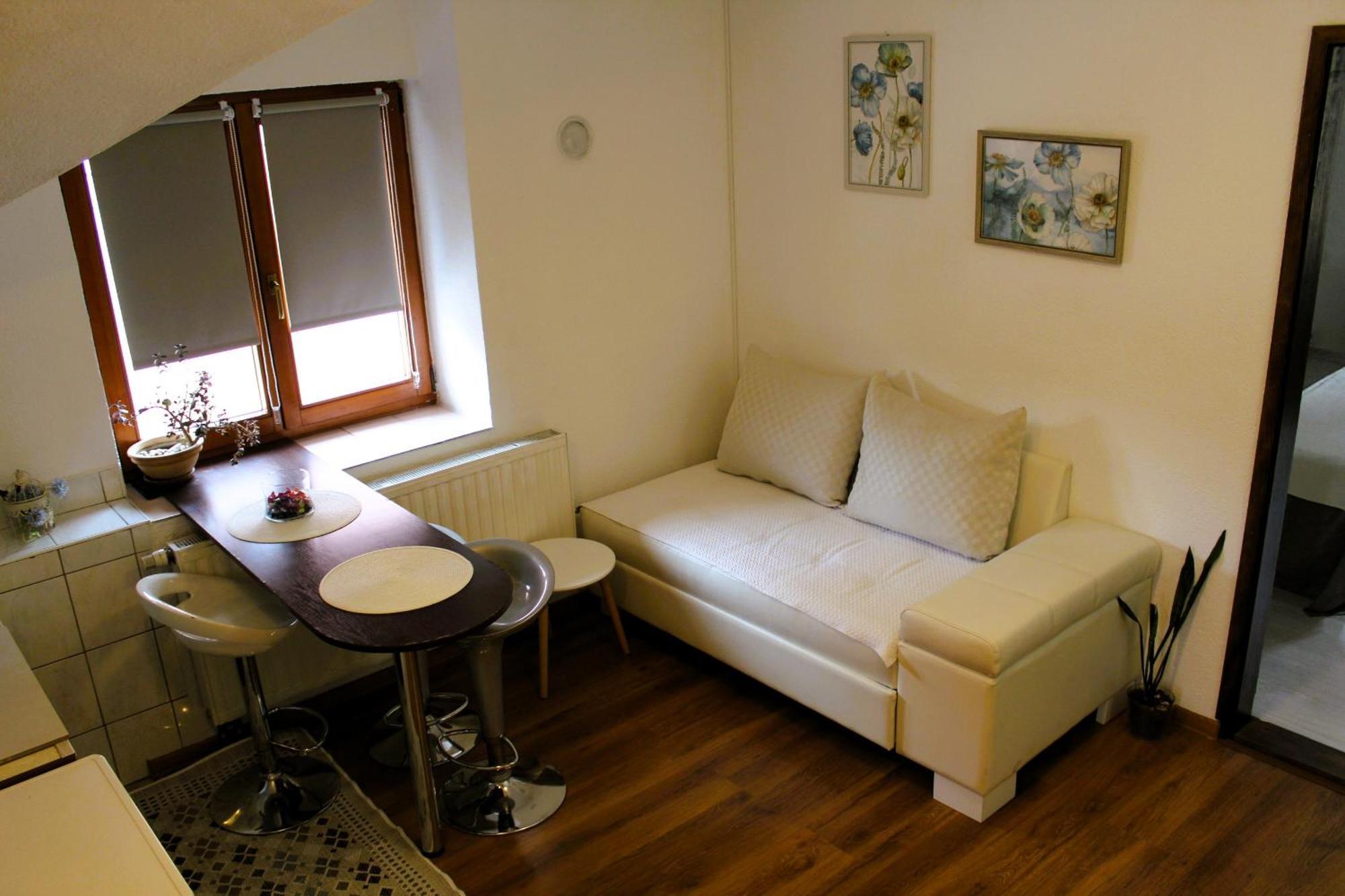 Svila Apartmani Бихач Экстерьер фото