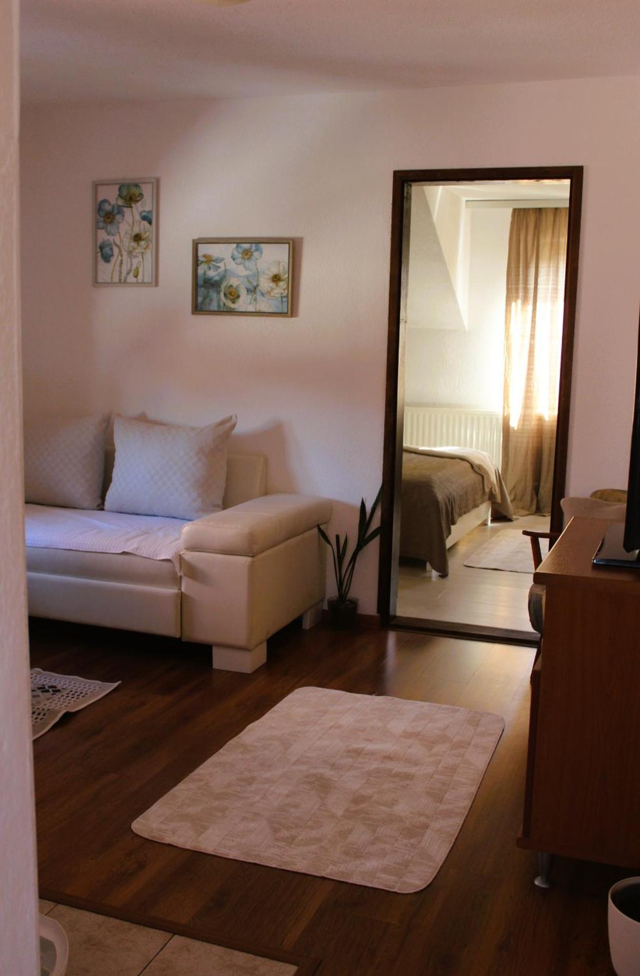 Svila Apartmani Бихач Экстерьер фото