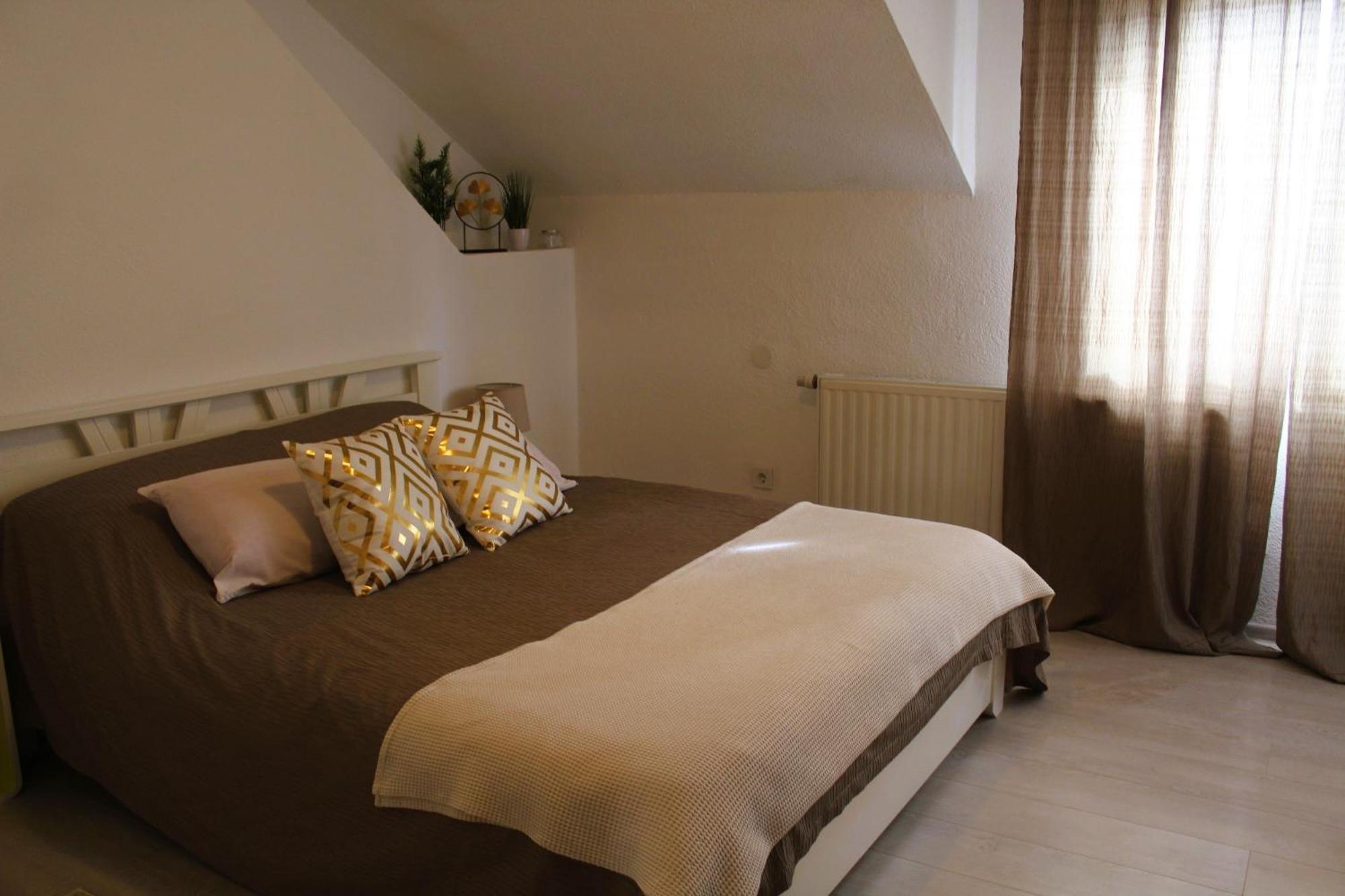 Svila Apartmani Бихач Экстерьер фото